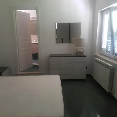 Villa *